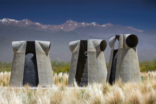 2205033994_c399783aa8_b